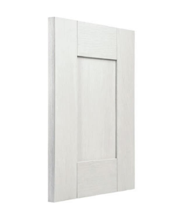 Muratti 4 finish - kitchen scene with cabinet door