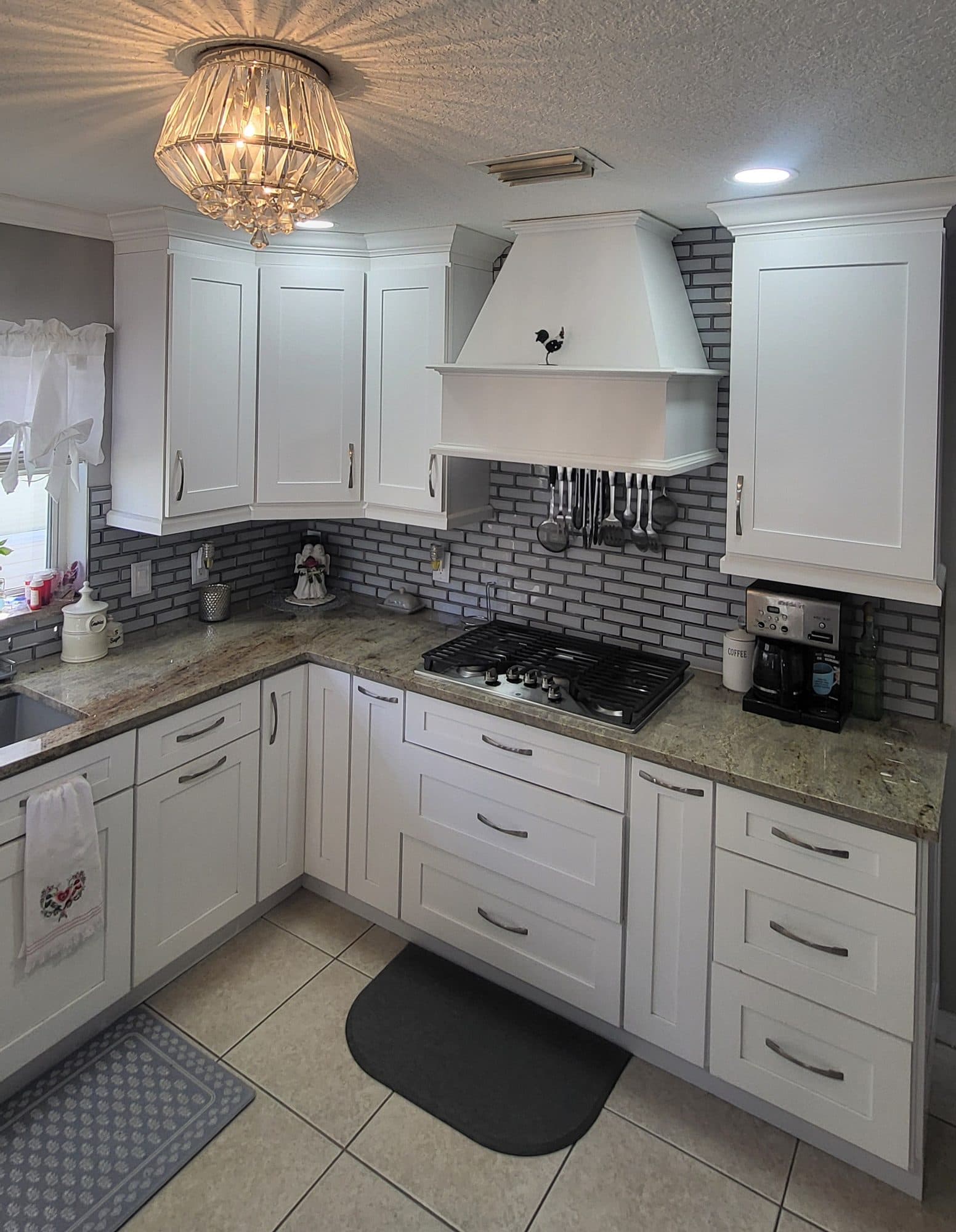 White Kitchen Range Wall