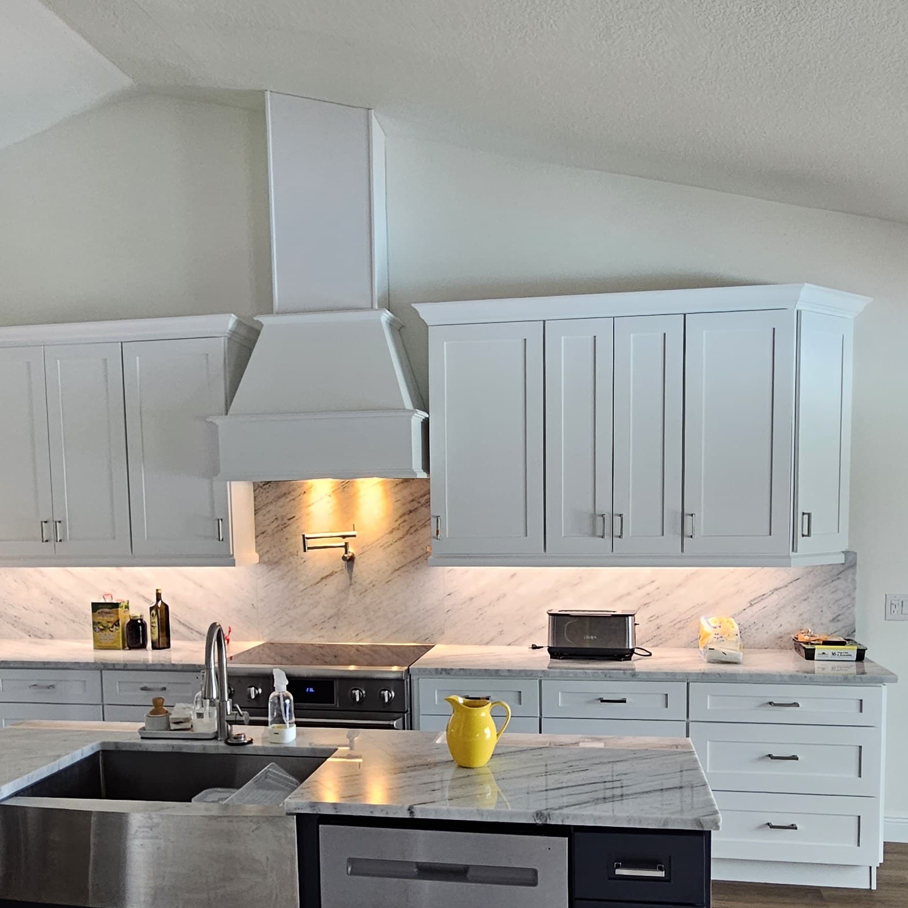 Range hoods for St Charles Series