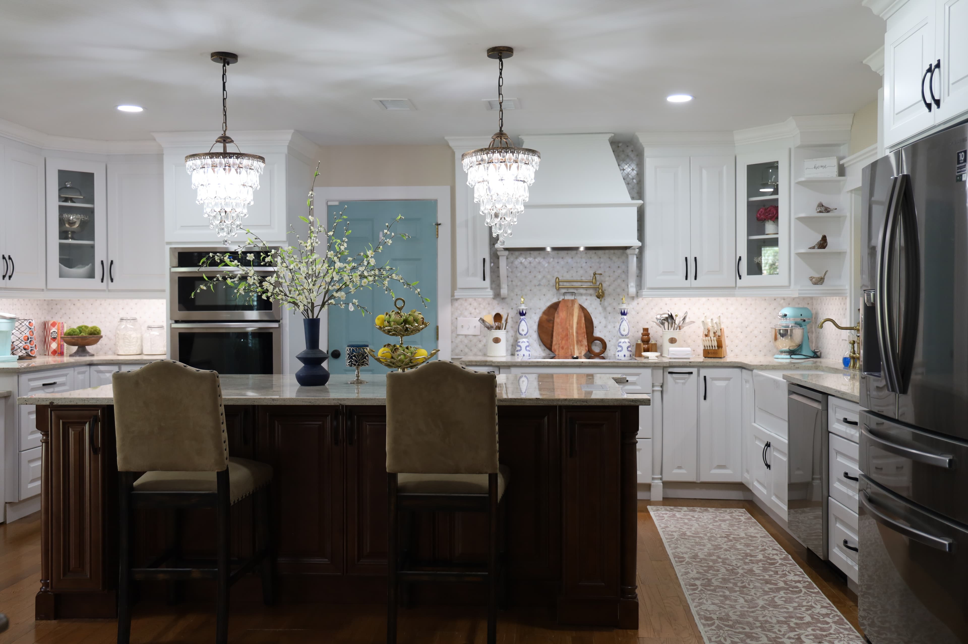 Luxe raised panel kitchen with hood